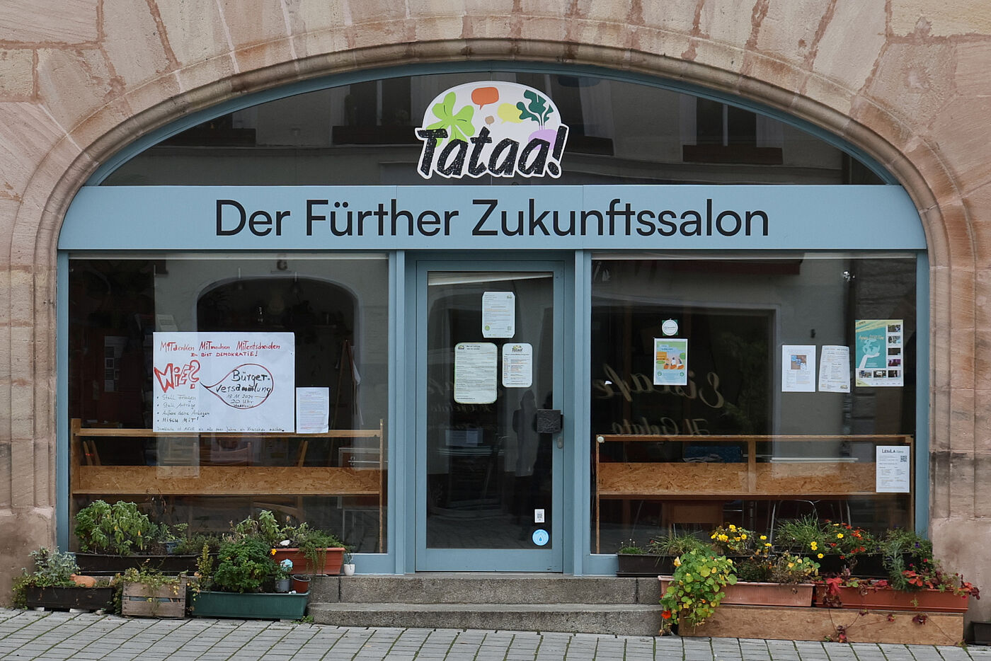 Eingang Tataa! - Der Fürther Zukunftssalon