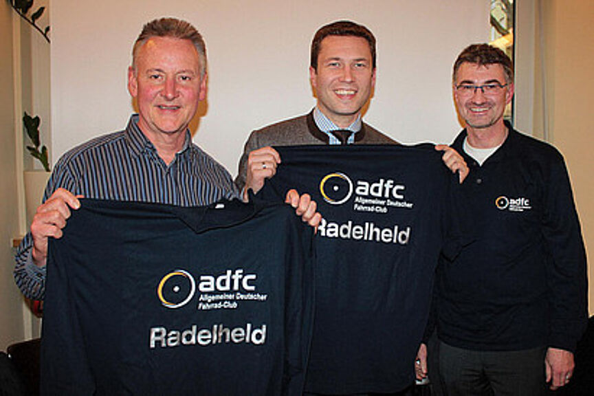 JHV 2017 Oberbürgermeister Dr. Jung, Landrat Herrn Dießl, ADFC Fürth Vorsitzender Olaf Höhne (v.l.)