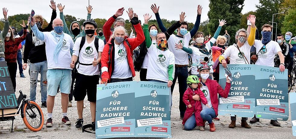 Bild der Abschlussdemo Radentscheid Nürnberg